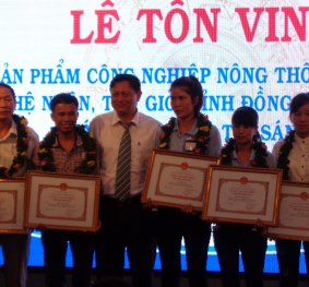 DANH SÁCH SAN PHẨM CÔNG NGHIỆP NÔNG THÔN TIÊU BIỂU CẤP KHU VỰC PHÍA NAM NĂM 2016