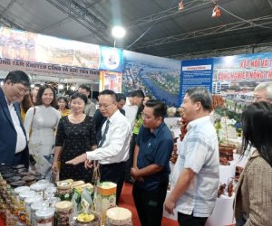 Đắk Nông: Khai mạc Hội chợ Triển lãm hàng công nghiệp nông thôn tiêu biểu khu vực miền Trung - Tây Nguyên