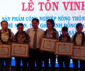 DANH SÁCH SAN PHẨM CÔNG NGHIỆP NÔNG THÔN TIÊU BIỂU CẤP KHU VỰC PHÍA NAM NĂM 2016
